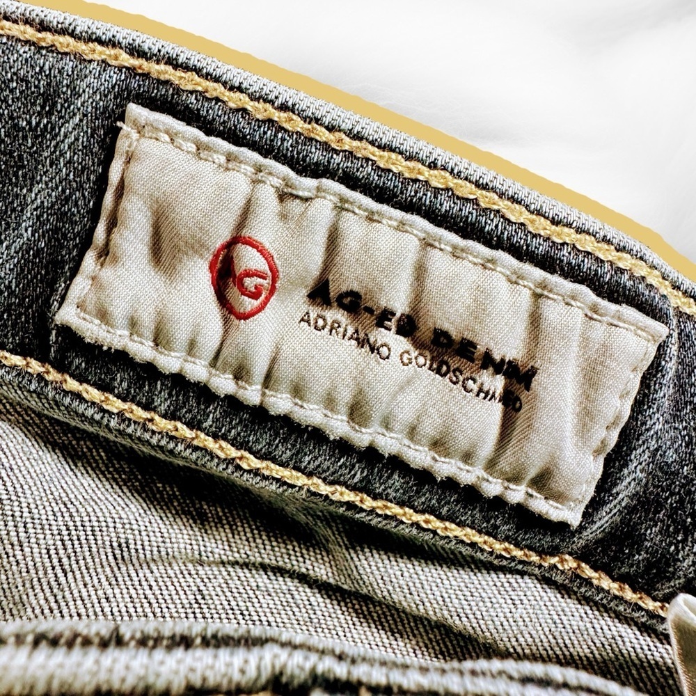 AG Adriano Goldschmied Medium Wash ‘Mari’ High-Rise Straight Leg Jeans Size 26R - Picture 2 of 16